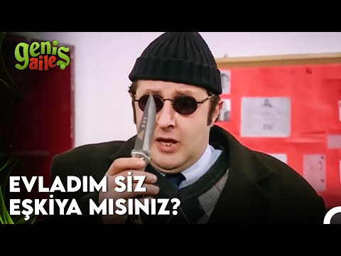 Müdür Mürsel, Sınıflarda Arama Başlattı - Geniş Aile 75. Bölüm