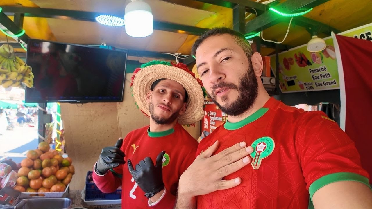 مصري ينبهر بأكل الشارع المغربي 🇲🇦🇪🇬