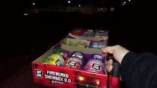 Download Lagu fireworks showbox 2.0 van de action afsteken met me maat van pduuuu#vuurwerk #pyro #cat1 #fireworks MP3