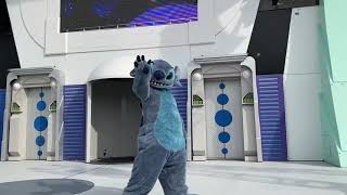 Stitch Says Hi