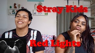 React - Stray Kids - Red Lights 강박 (방찬, 현진)