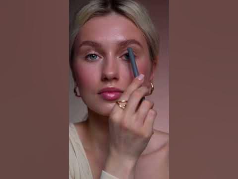 Натуральный макияж. Прием называется каткрис #shorts everyday makeup ...
