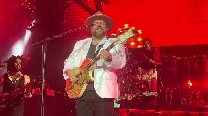 Encore Medley by Zac Brown Band with Robert Randol...