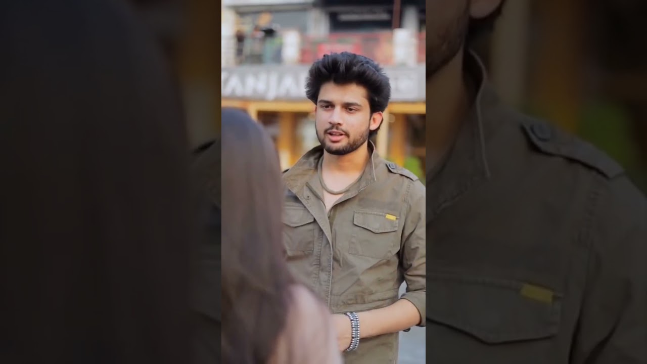 Mobile_ka_cover_bench_ke_ladki_pata_li😍 ️_shorts YouTube