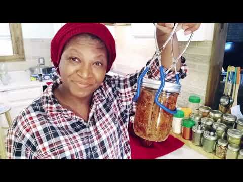 CANNING PULLED BBQ CHICKEN "Sandwiches"