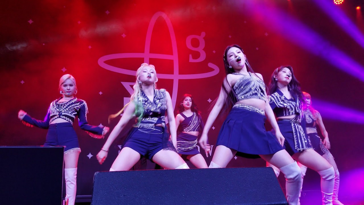 EVERGLOW (에버글로우) - PLAYER - Atlanta live - 200308 - 4k Fancam