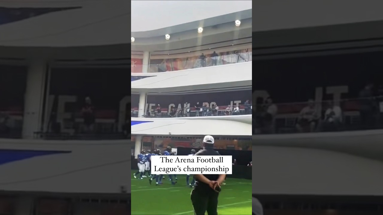 They turned this mall into a football stadium! 