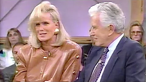 Cast of "Dynasty" on Oprah-1991.  John Forsythe, L...