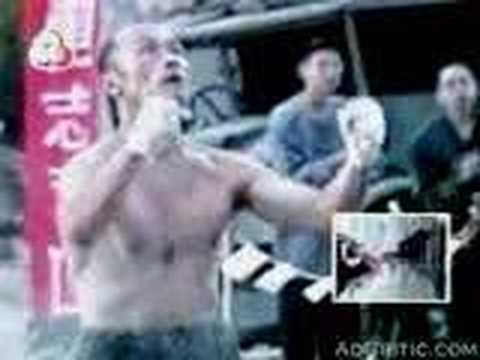 mahim "ACCIDENTS - Faces Of Death - Chinese Guy Gets Squashe