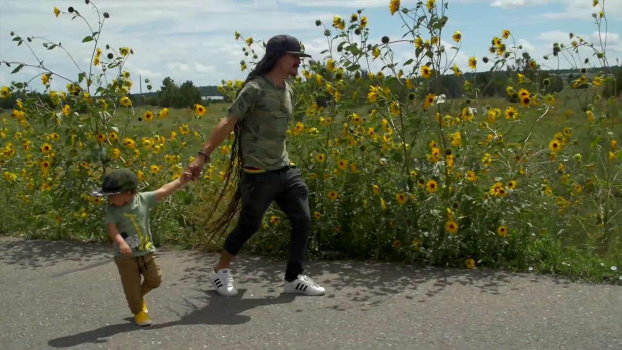 Dre Z Melodi - Rainclouds (Official Video) adlı videoyu YouTube'da izle Dre Z Melodi - Rainclouds (Official Video) adlı videoyu YouTube'da izle