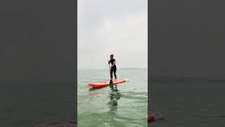 Ridding Standup paddle board in the morning! #halongbaytour #travel