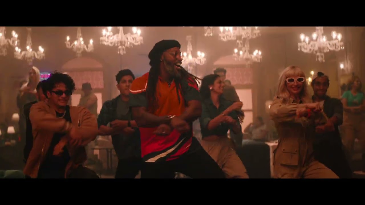 Har Generation Ka Alag Hai Andaaz Kamla Pasands Anokha Swad Bhangra Fusion   kapildev   chrisgayle