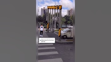 Amazing Crosswalk Zebra Crossing that will blow your mind!  Chinese funny zebra crossing technology