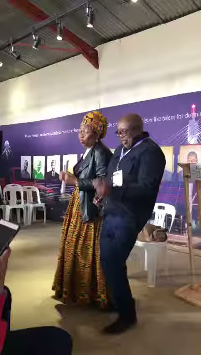 Gcina Mhlope dancing with Bengs Nkosi