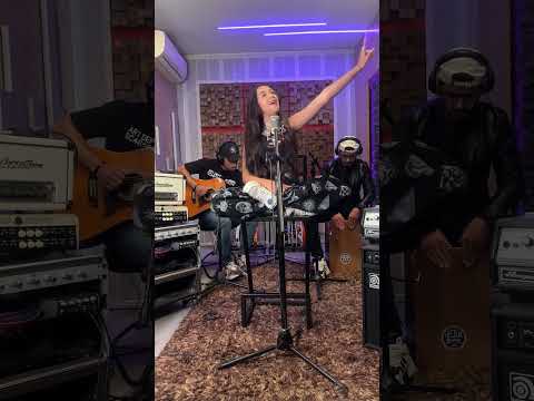 ¿Literal era tu persona favorita y ahora ni te mira? 💔 Ahora ni me saludas #acustico