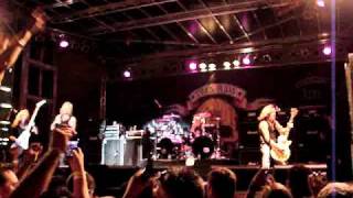 Vince Neil - "Live Wire" - Live 2010 (MOST)