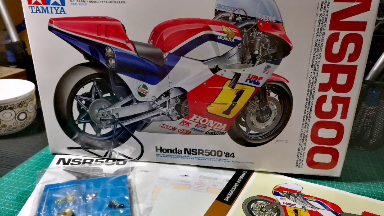 MODEL TAMIYA SCALE 1/12 - HONDA NSR 500 '84 (Part 1) - YouTube