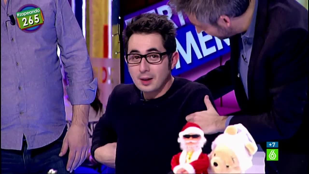 Berto Romero se cae en el plató de Zapeando: 