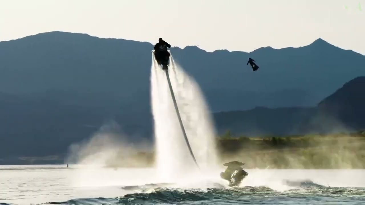FLYBOARD HAIR. CRIADO PELO FRANCÊS FRANK ZAPATA. VOA A 150 KM/H E A 3K DE ALTITUDE.