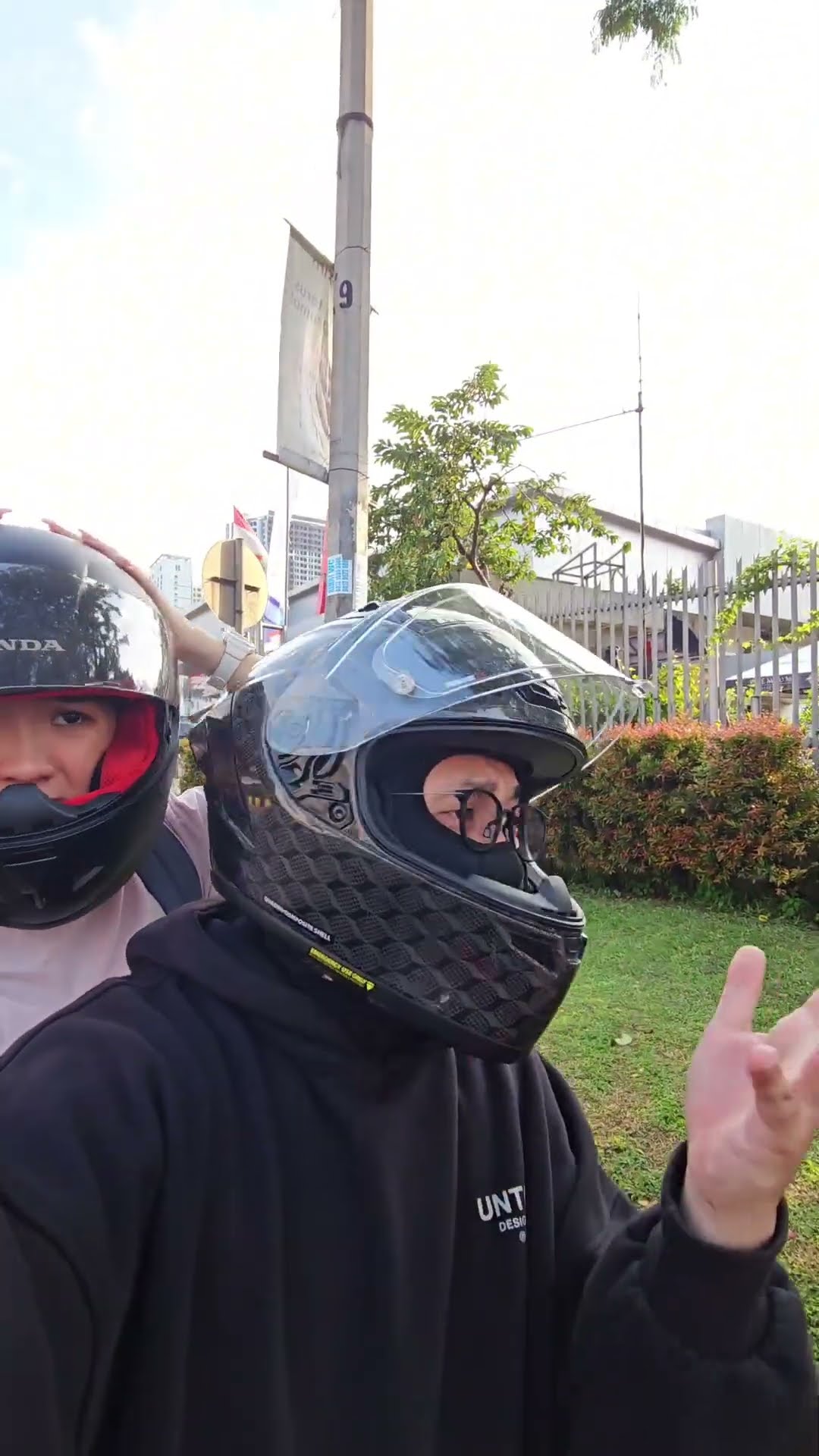 KETIKA BENSIN MOTOR HABIS TAPI POM BENSIN MASIH JAUH!