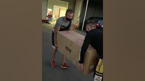 ПО НОВОЙ ПОЧТЕ ПРИЕХАЛ С КИЕВА В ОДЕССУ🔥🔥🔥 ЧУТЬ НЕ ЗАДОХНУЛСЯ В КОРОБКЕ🤯