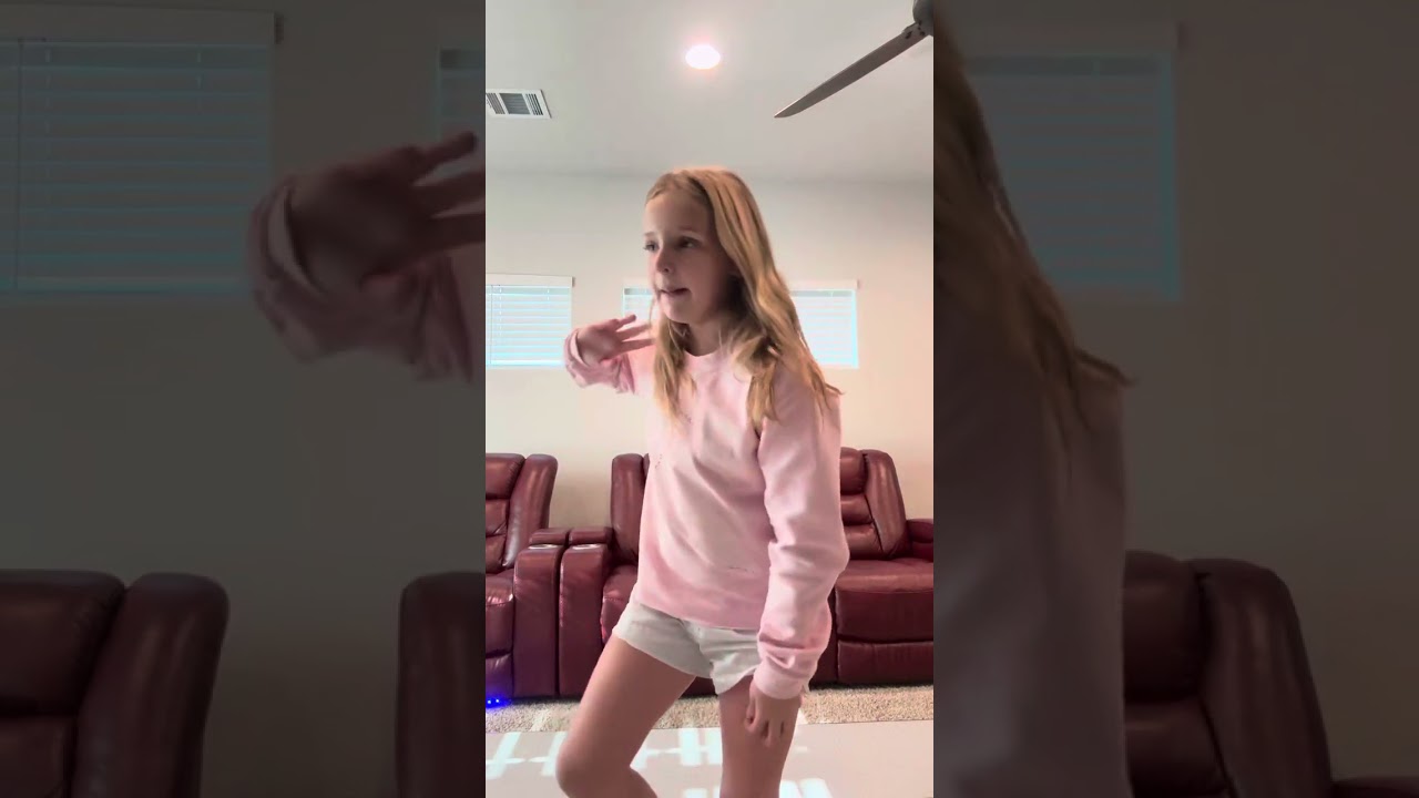 How to stretch as a cheerleader