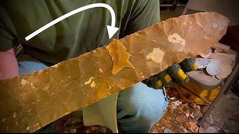 Flintknapping a HUGE Tab of Flint River Chert! (Part 7)