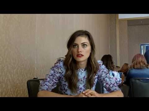 SDCC 2016: The Originals - Phoebe Tonkin (Hayley) talks saving the Original family