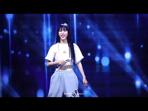 [4K] 221011 마마무 문별 'MIC ON' 쇼케이스 L.I.E.C 직캠(Mamamoo moonbyul L.I.E.C fancam)