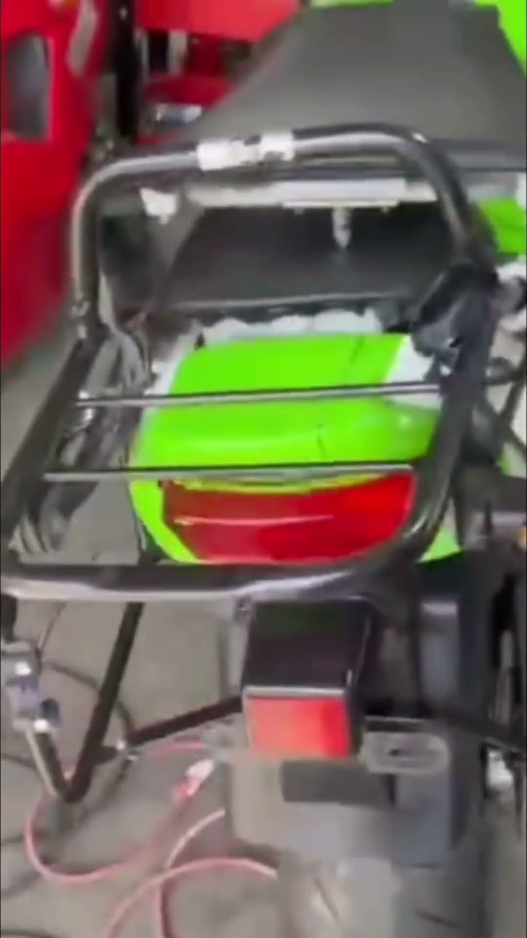ZX-7R - YouTube