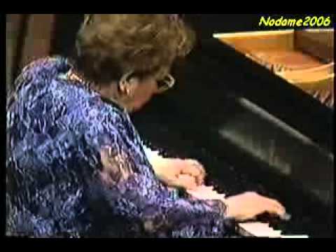 Alicia de Larrocha: Mozart Piano Concerto 25 in C Major, K. 503 III. Allegretto