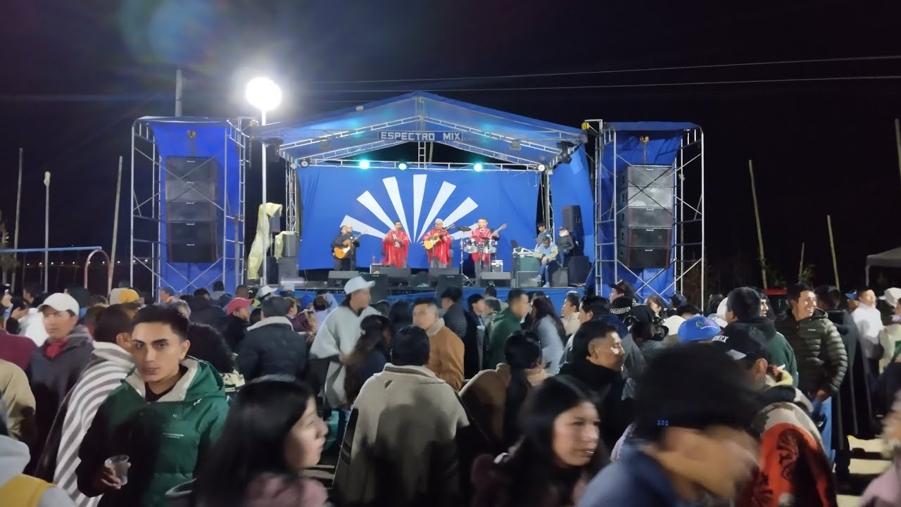 Byron Solís.....Internacional trío Fronterizo 22 de Junio 2025 Comunidad de Chauchin