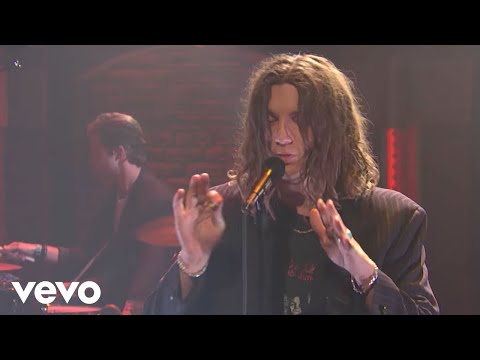 LANY - ILYSB (Live on Late Night with Seth Meyers)