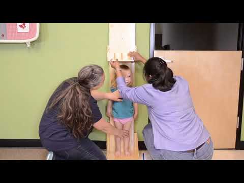 वीडियो: बच्चे की ऊंचाई कैसे मापें