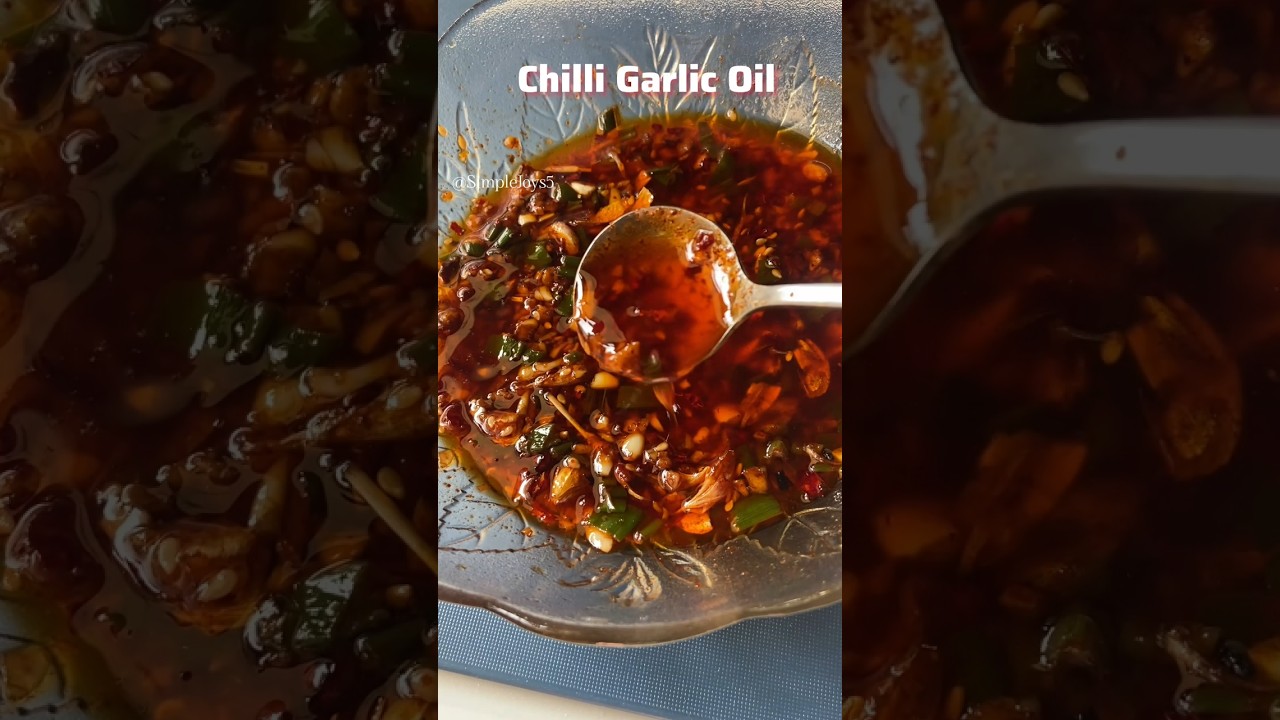 Homemade Chilli Garlic Oil 
