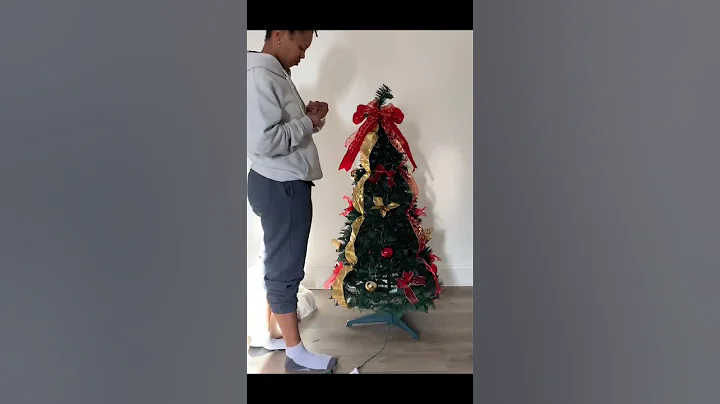 4ft Christmas tree with lights | collapsible