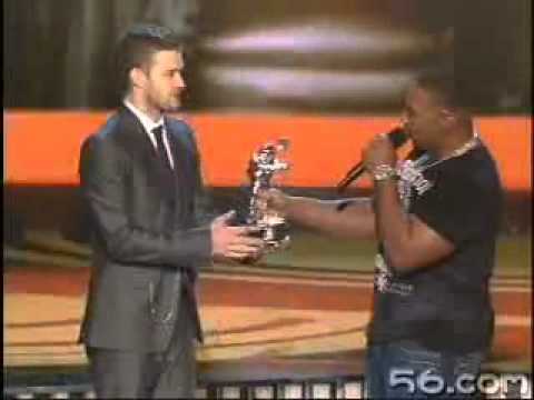 Justin Timberlake Winning Male artist @VMAs07