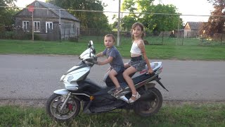Дамир и мотоцикл