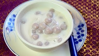 How to Make Thai Taro Balls in Sweet Coconut Cream บัวลอยเผือก