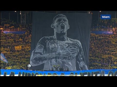 Emotivo homenaje de Nantes y Saint Etienne a Emiliano Sala