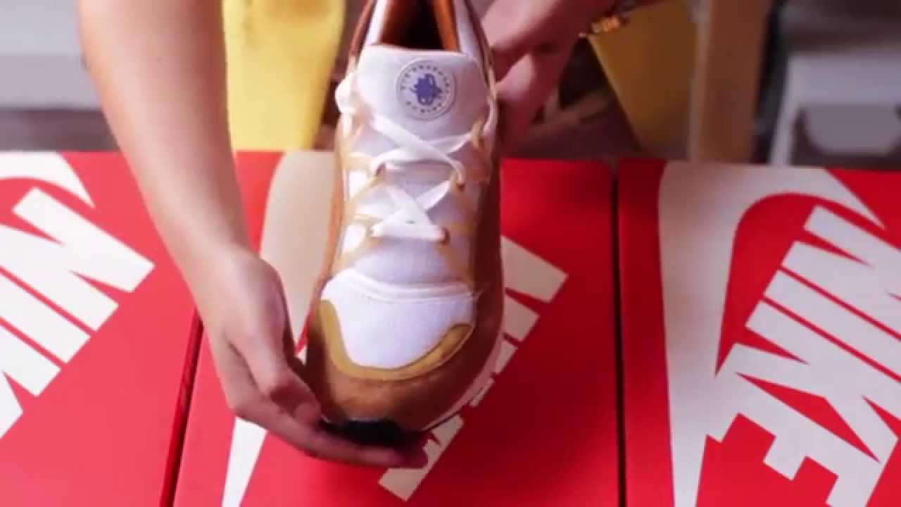 BASKET NIKE AIR HUARACHE LIGHT BLANC CAMEL 306127 717 - www.hypnotik.fr