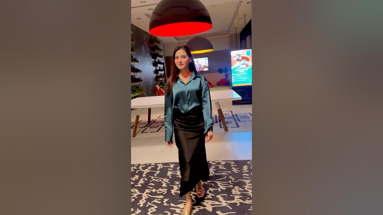 This song’s still on repeat.. Ed Sheeran - Sapphire (Official MusicVideo) #dubai #mahwishrizvi This song’s still on repeat.. Ed Sheeran - Sapphire (Official MusicVideo) #dubai #mahwishrizvi
