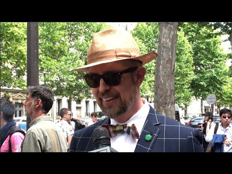 FASHION PARIS EXIT PAUL SMITH