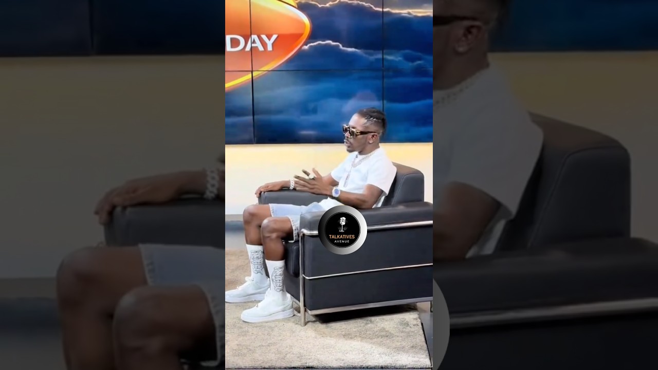 Eeeii listen to what Shatta Wale is saying #talkativesavenue