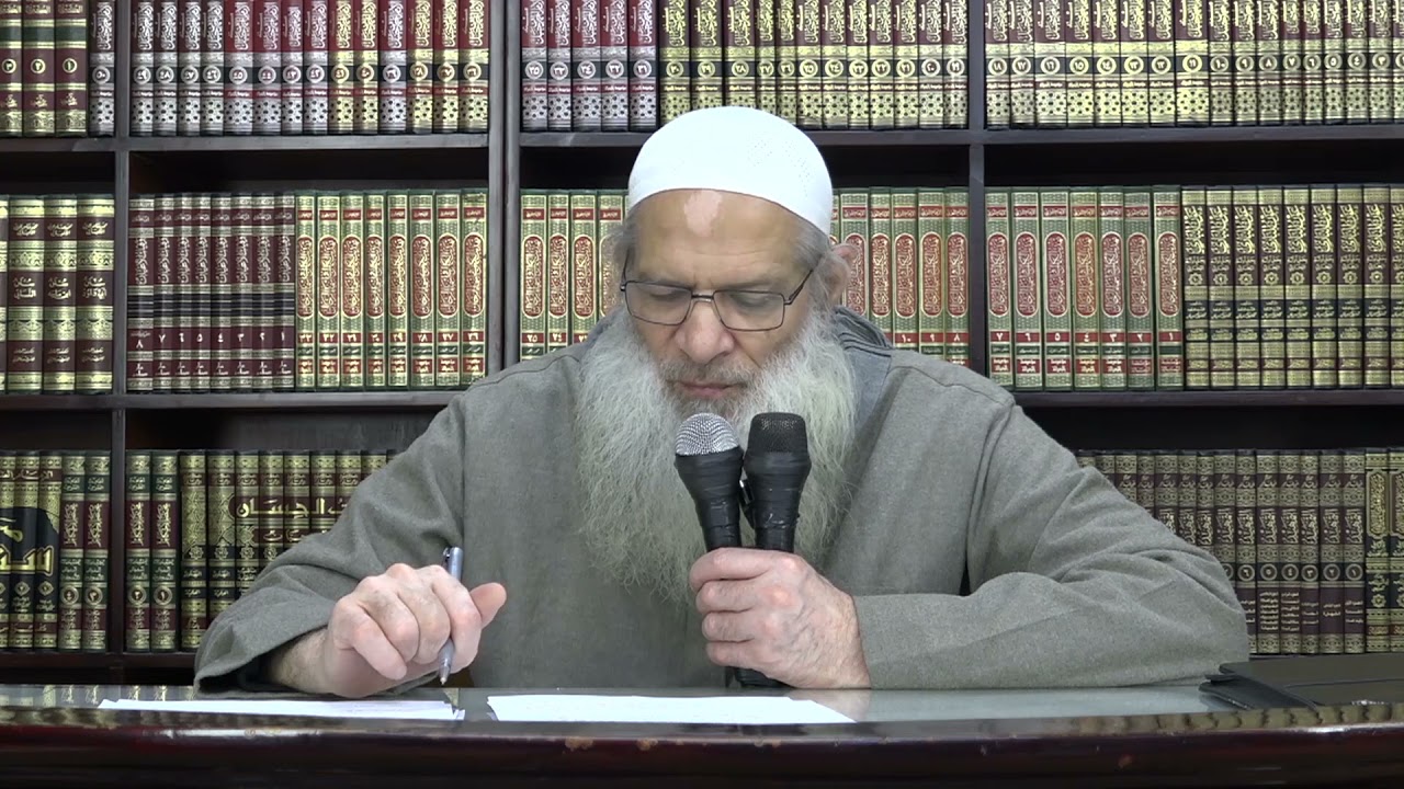 من مواطن الصلاة على النبي صلى الله عليه وآله وسلم   عند الدعاء