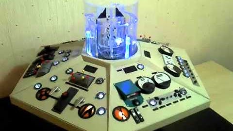 1st Doctor Hartnell Tardis console video