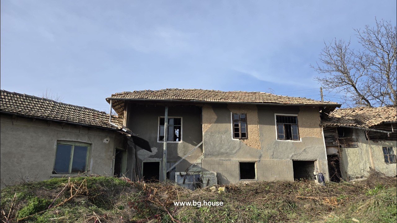 Недорогой болгарский дом на продажу в Паламартсе – 8 500 евро | Вид на сельскую местность и потен...