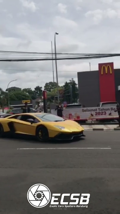 LAMBORGHINI KW ASAL BANDUNG? 🤪 (Aventador Anniversario Bodykit ngebut) #shorts