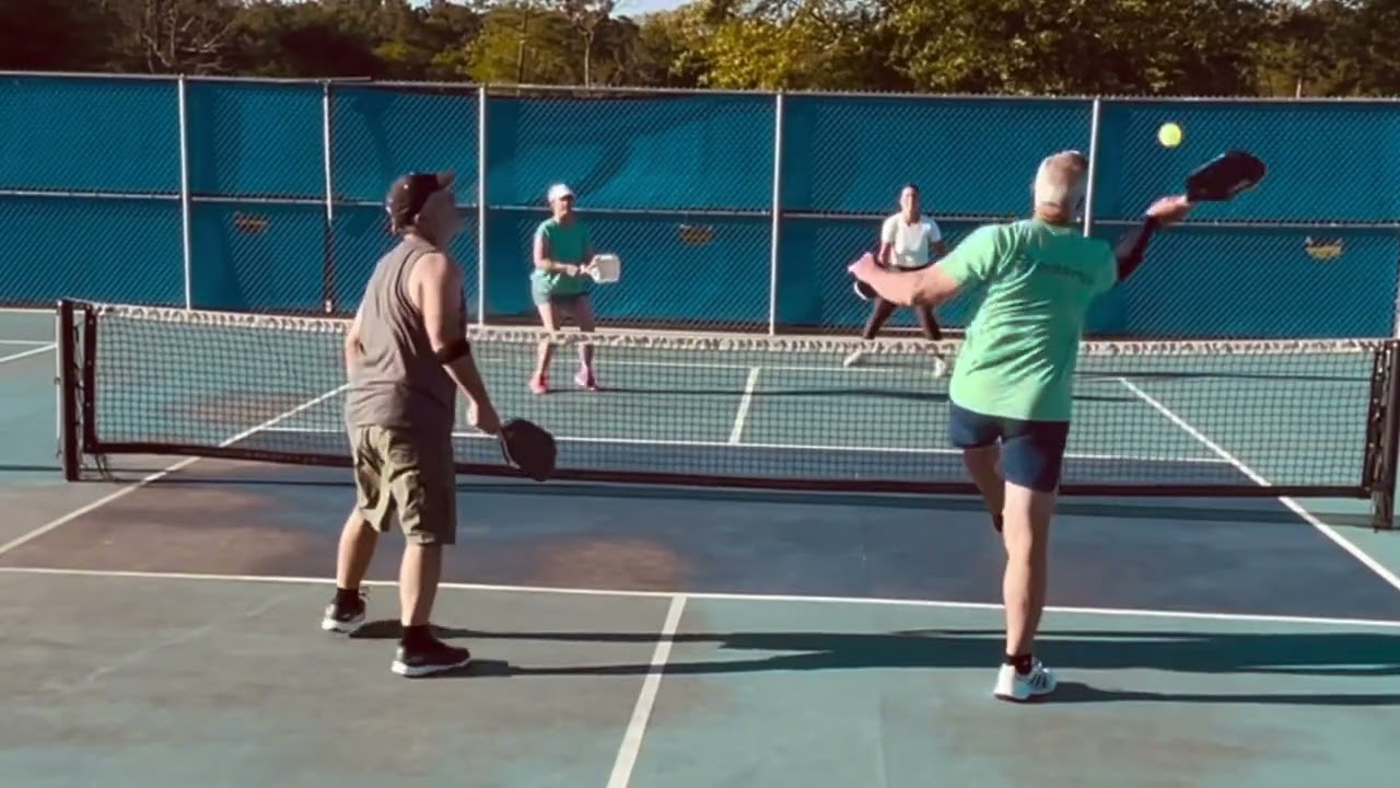 Amanda Amy vs Darren Philip