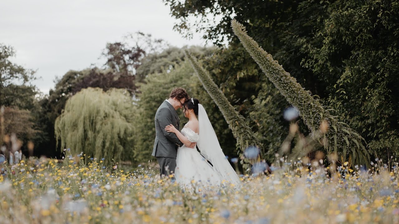 Alice & James’ Elegant Summer Wedding at Clevedon Hall | Romantic Outdoor Celebration in Somerset
